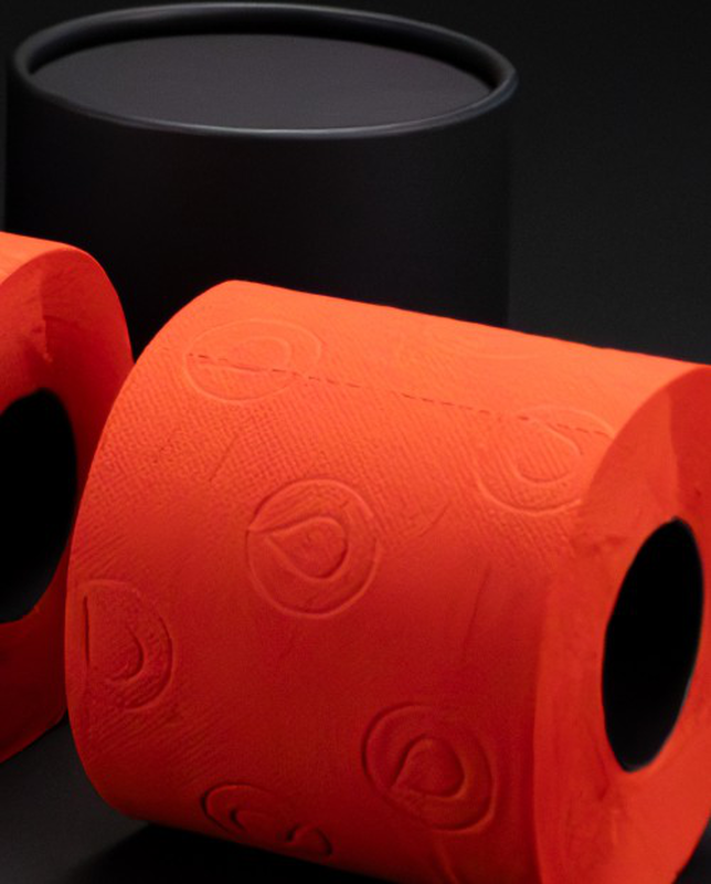 5601028010573-PH-Tubo-Black-Label-Vermelho-D.webp